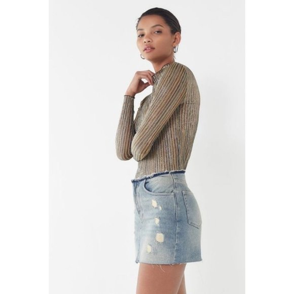 URBAN OUTFITTERS BDG Denim Raw Edge Mini Skirt - Picture 11 of 11